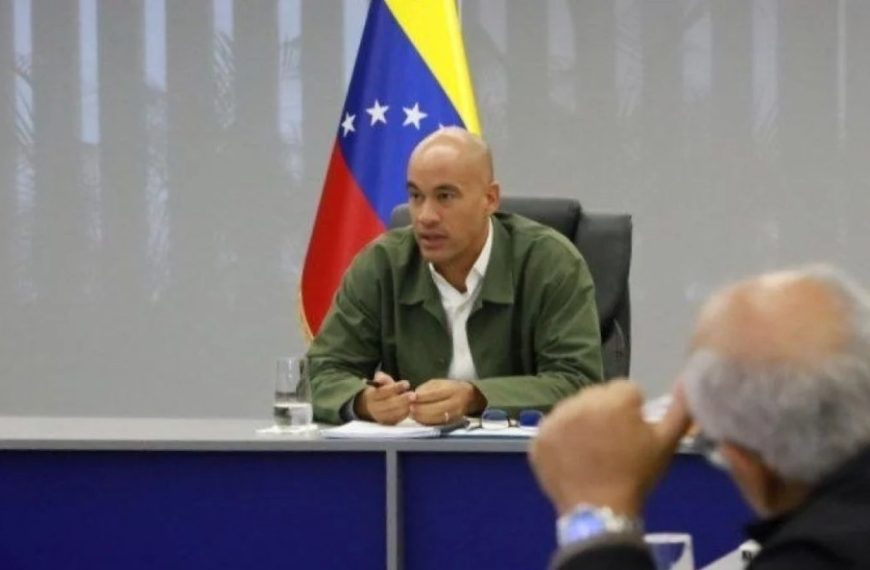 (VENEZUELA) PRESIDENTA ENCARGADA NOMBRÓ A HÉCTOR RODRÍGUEZ COMISIONADO PARA LA RESTRUCTURACIÓN Y REINGENIERÍA DEL GOBIERNO