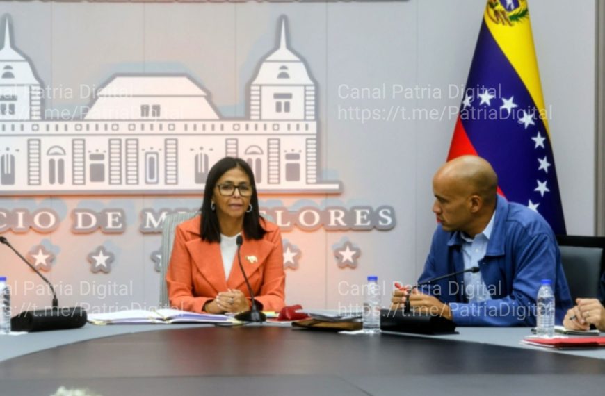 (VENEZUELA) PRESIDENTA (E) ANUNCIÓ QUE EN LAS PRÓXIMAS HORAS LLEGAN PAÍS MÁS EMPRESAS PETROLERAS