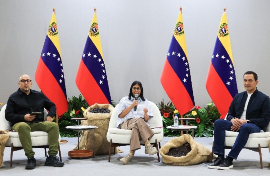 (VENEZUELA) PRESIDENTA ENCARGADA DELCY RODRÍGUEZ LIDERÓ ASAMBLEA CON CAFICULTORES DE PORTUGUESA, LARA Y TRUJILLO