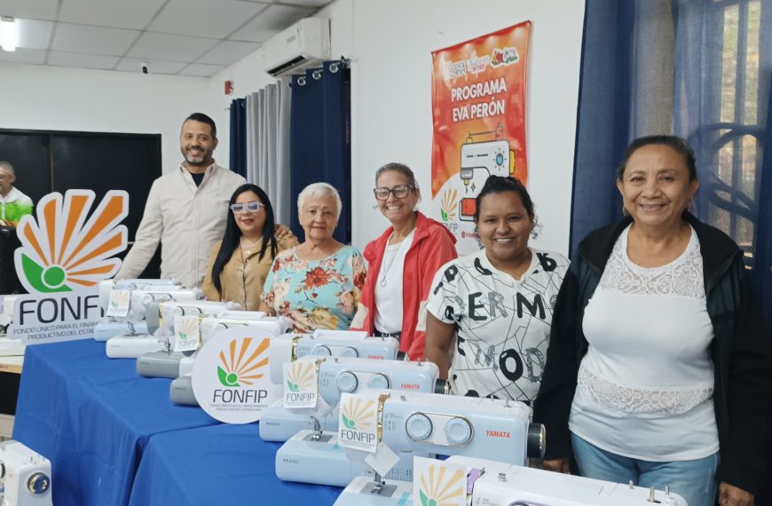 (VENEZUELA) GOBERNACIÓN DE LARA FORTALECE EL EMPRENDIMIENTO TEXTIL CON EL PLAN EVA PERÓN
