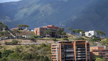 (VENEZUELA) REALIZAN SIMULACRO DE EVACUACIÓN ANTE POSIBLES SITUACIONES MÉDICAS