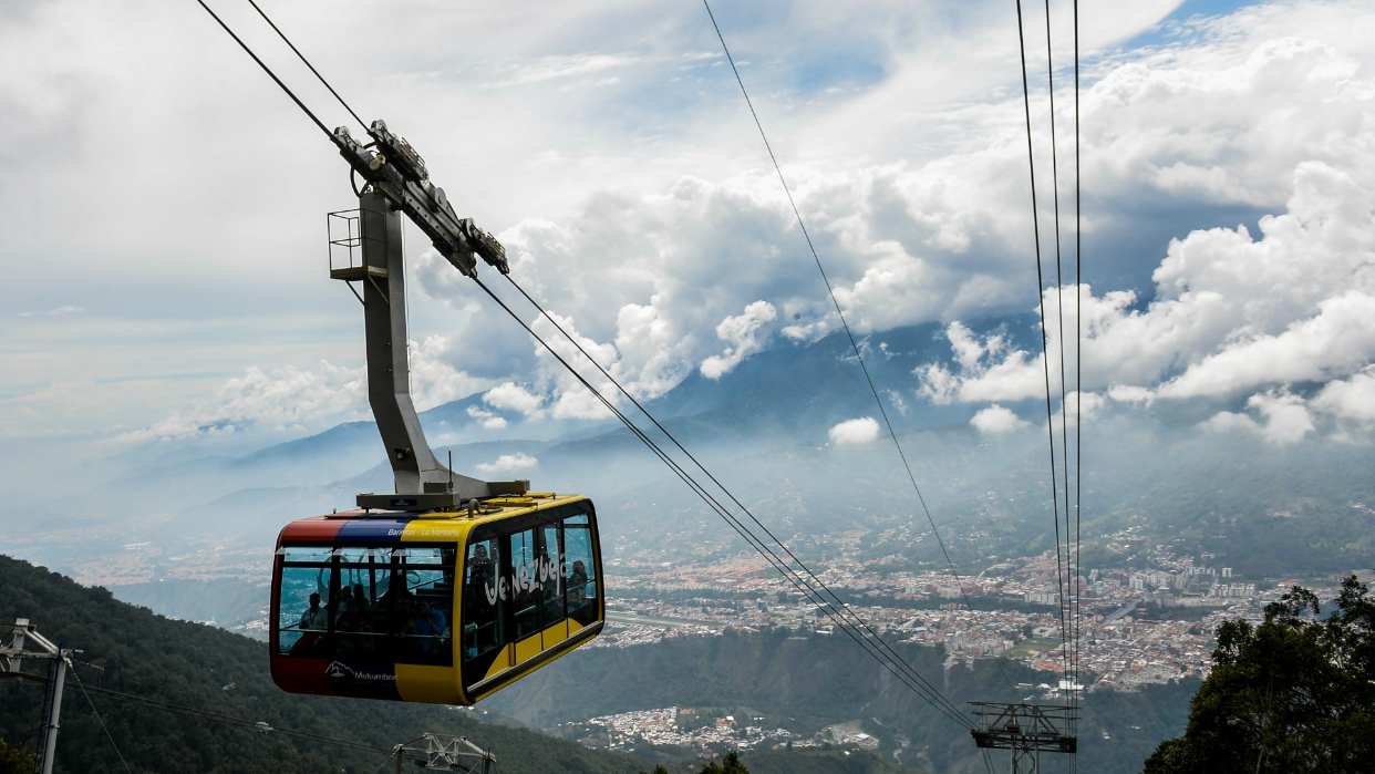 (VENEZUELA) SERVICIO EN EL TELEFÉRICO MUKUMBARÍ EN EL ESTADO MÉRIDA SE MANGENDRÁ…