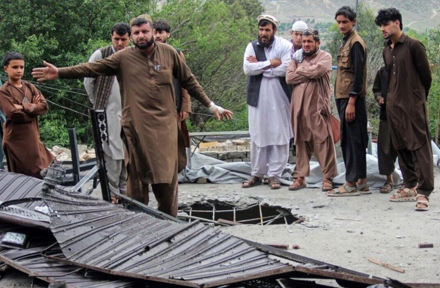 (MUNDO) ATAQUES PAKISTANÍES DEJAN 13 FALLECIDOS EN AFGANISTÁN