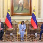 (VENEZUELA) PRESIDENTA ENCARGADA CELEBRÓ CONSTRUCCIÓN DE TOCOMA TRAS FIRMA DE ACUERDO CON IMPSA