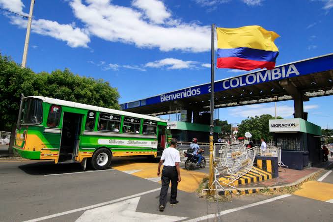 (COLOMBIA) AUTORIDADES CERRARÁN TEMPORALMENTE LA FRONTERA CON VENEZUELA DEBIDO A SEGUNDA VUELTA…
