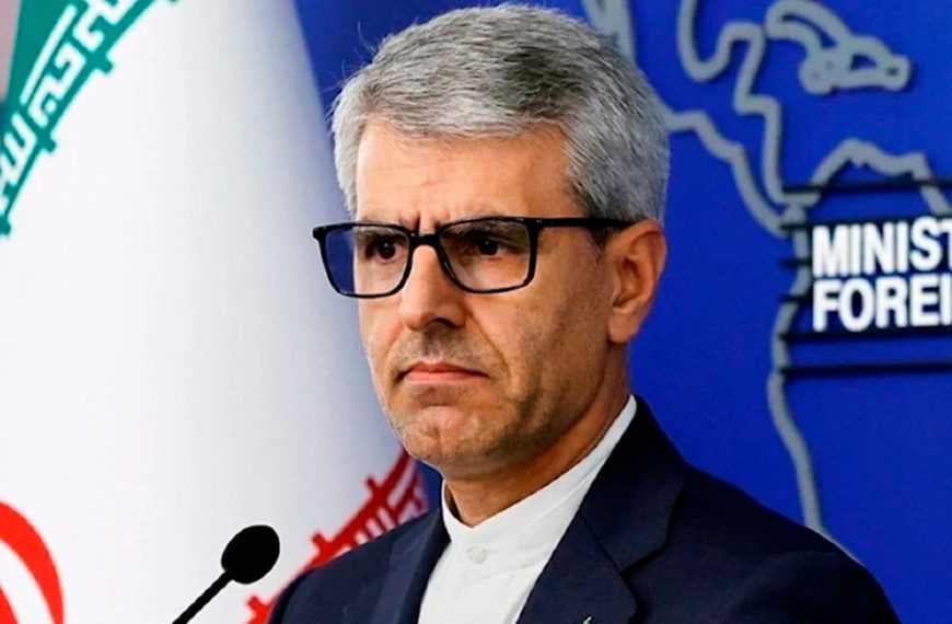 (MUNDO) NEGOCIADORES IRANÍES PARTEN A SUIZA PARA CONTINUAR CON EL ACUERDO CON EEUU