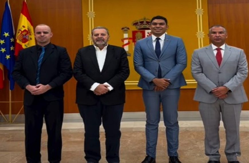 (MUNDO) EMBAJADA DE VENEZUELA EN ESPAÑA ANUNCIÓ LLEGADA DE TIMOTEO ZAMBRANO A MADRID