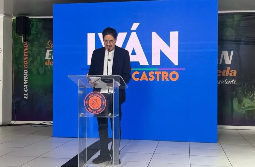 (COLOMBIA) CANDIDATO CEPEDA ACEPTA RESULTADOS ELECTORALES Y DENUNCIA POLÍTICA SUCIA DE SECTORES DE LA DERECHA
