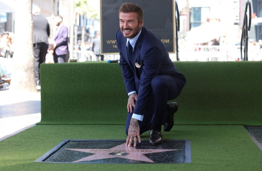 (EEUU) DAVID BECKHAM SE CONVIERTE EN EL PRIMER FUTBOLISTA INCLUÍDO EN EL PASEO DE LA FAMA DE HOLLYWOOD