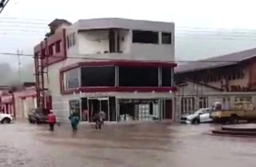 (VENEZUELA) EN EL ESTADO PORTUGUESA SE GENERARON DESBORDAMIENTOS DE RÍOS ANTE INTENSAS LLUVIAS