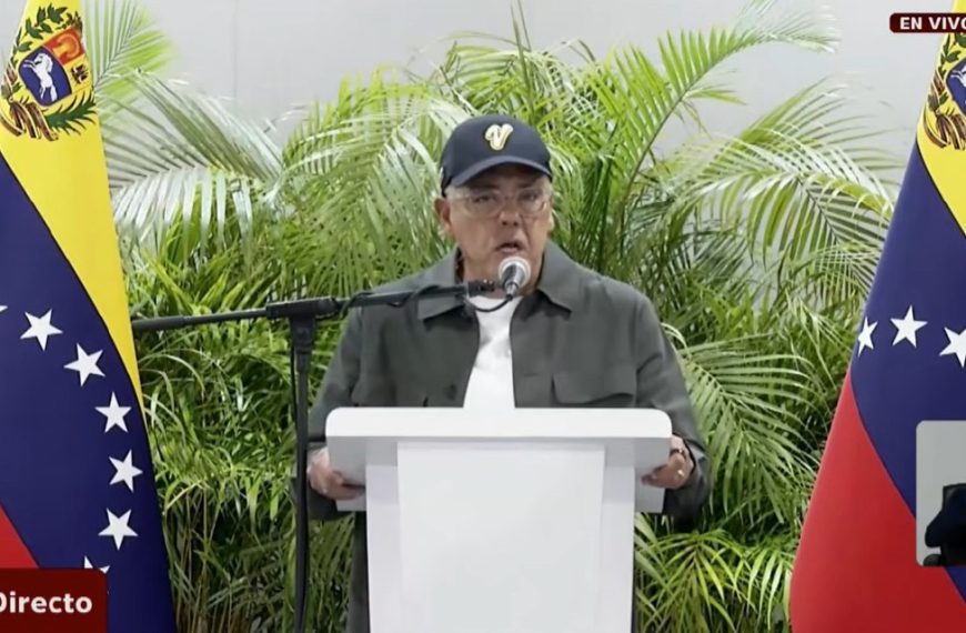 (VENEZUELA) SE INCREMENTA A 1.719 LA CIFRA DE FALLECIDOS TRAS TERREMOTOS