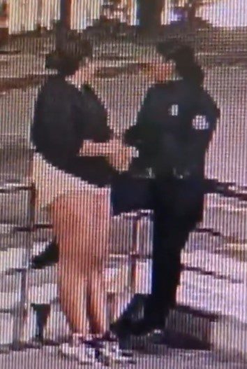 (VENEZUELA) FÉMINA FUE HERIDA POR PRESUNTO DISPARO ACCIDENTAL DE AGENTE DE LA…