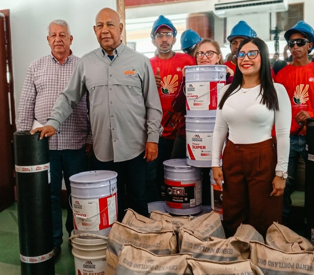 (VENEZUELA) GOBERNADOR REYES REYES INICIÓ REHABILITACIÓN Y MEJORAS DEL TEATRO JUARES