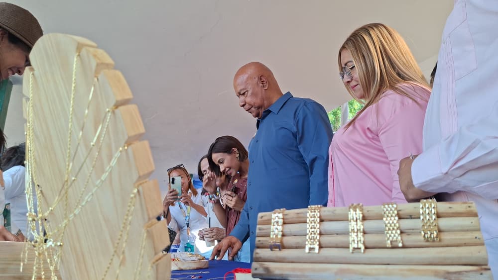 (VENEZUELA) CARORA SE VISTE DE GALA: INAUGURADA LA XLIV EXPOFERIA SAN JUAN…