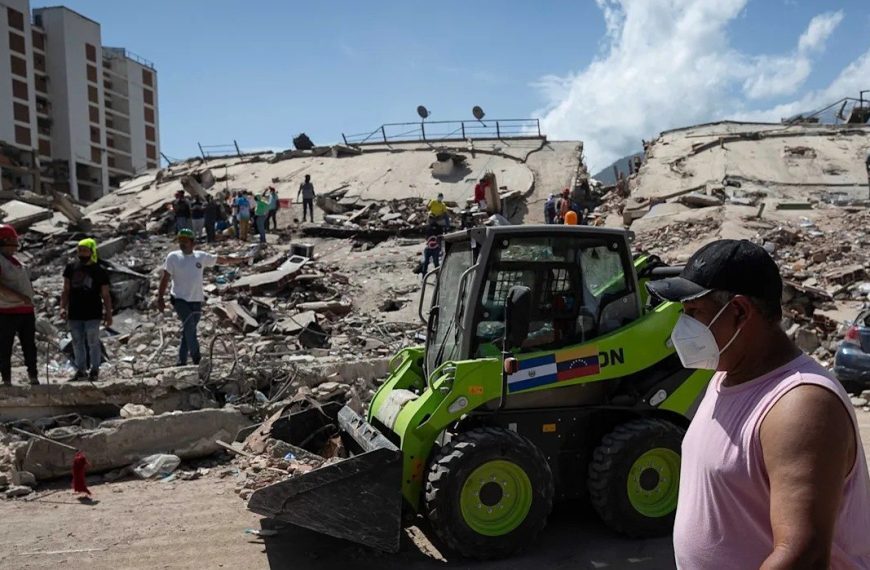 (VENEZUELA) 3.535 FALLECIDOS SE CONTABILIZAN TRAS DOBLE TERREMOTO
