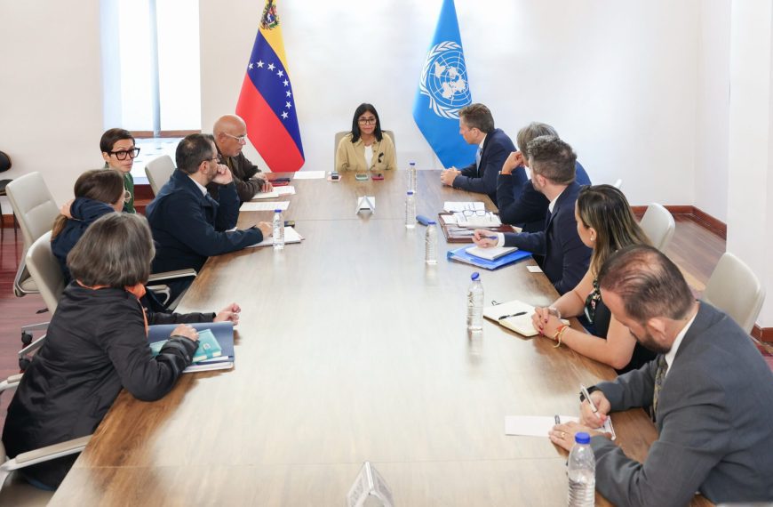 (VENEZUELA) PRESIDENTA ENCARGADA SOSTUVO ENCUENTRO CON SUBSECRETARIO GENERAL DE ASUNTOS HUMANITARIOS DE LA ONU