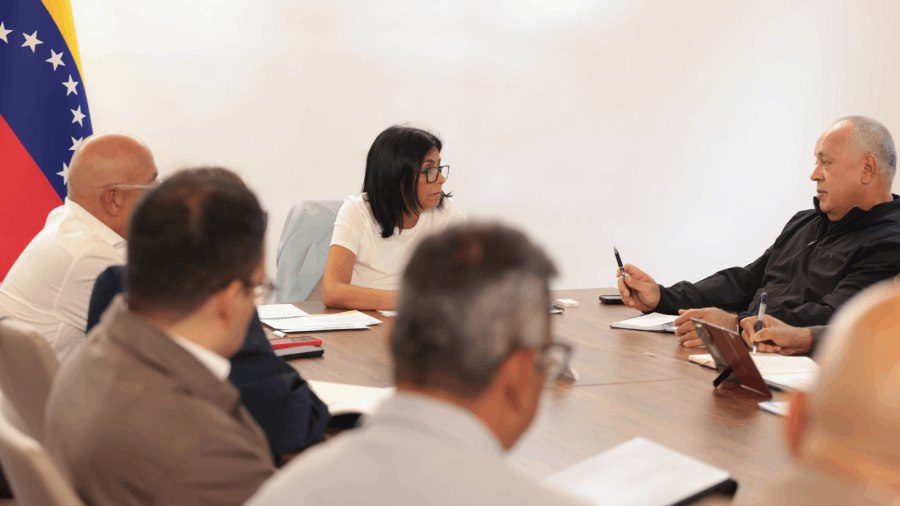 (VENEZUELA) VICEPRESIDENTES SECTORIALES SOSTUVIERON ENCUENTRO CON LA PRESIDENTA ENCARGADA PARA EVALUAR ATENCIÓN…