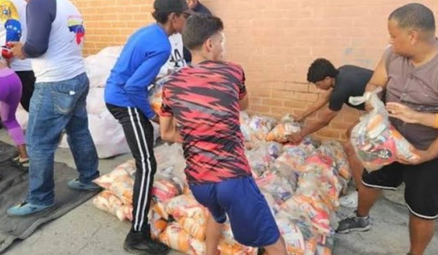 (VENEZUELA) CASI 11 MIL TONELADAS DE ALIMENTOS HA RECIBIDO LA GUAIRA LUEGO DE TERREMOTOS