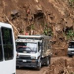 (VENEZUELA) ABREN PASO VEHICULAR POR LA CARRETERA BARINAS-MÉRIDA