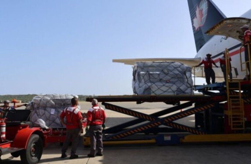 (VENEZUELA) LLEGAN A LA GUAIRA 42 TONELADAS DE SUMINISTROS MÉDICOS Y DE REFUGIO DESDE MADRID