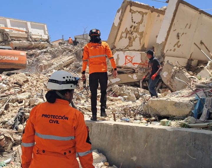 (VENEZUELA) PROTECCIÓN CIVIL LARA DESPLIEGA LABORES DE ASISTENCIA HUMANITARIA EN LA GUAIRA