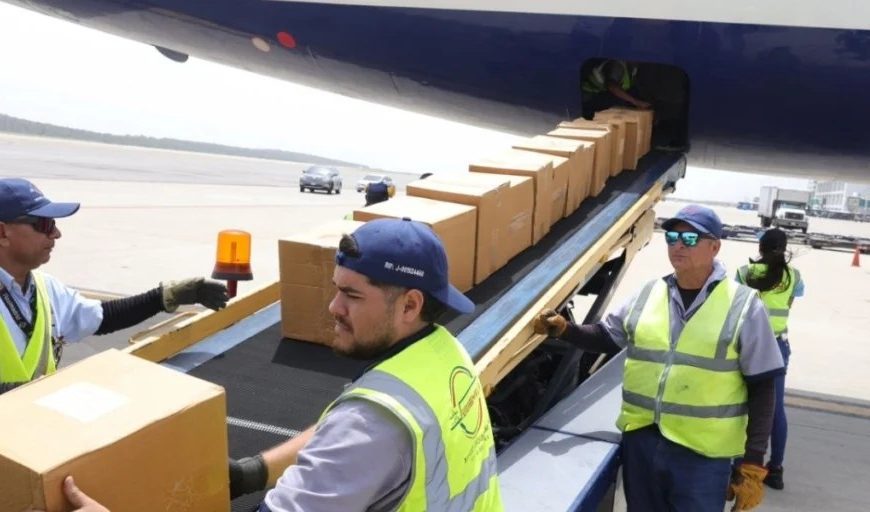 (VENEZUELA) LLEGA AL PAÍS NUEVO CARGAMENTO HUMANITARIO DESDE PANAMÁ