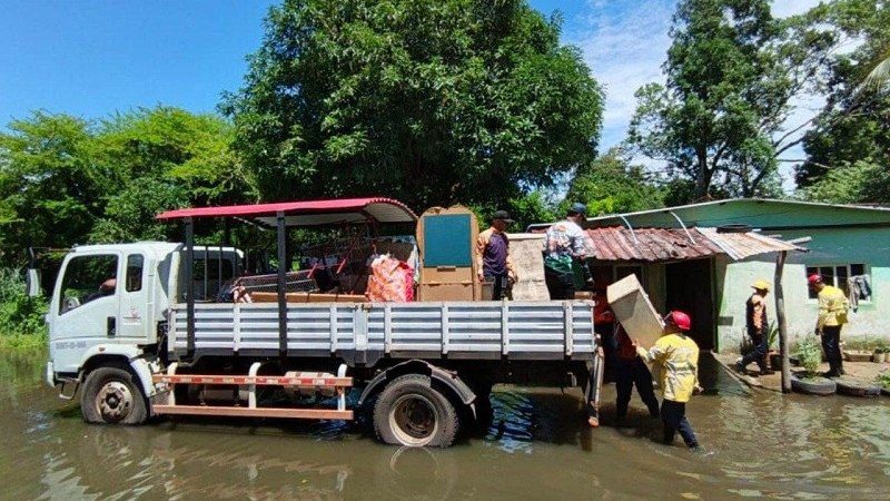 (VENEZUELA) 30 FAMILIAS EN EL ESTADO AMAZONAS FUERON REUBICADAS TRAS DESBORDAMIENTO DEL&hellip;