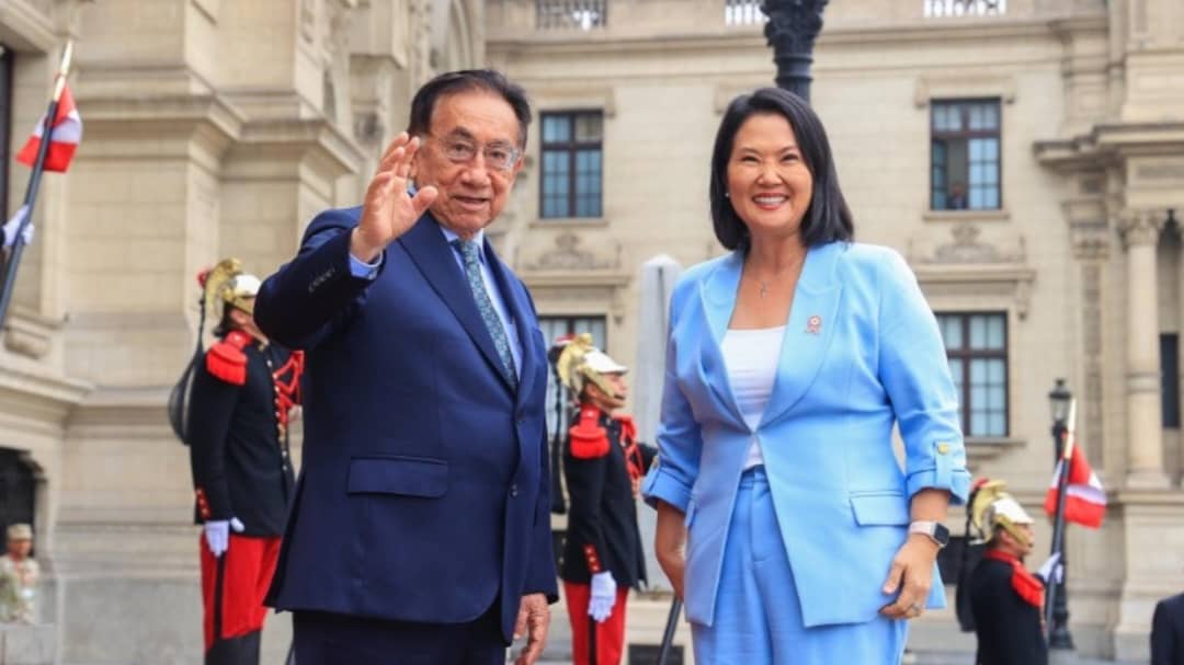 (PERÚ) KEIKO FUJIMORI SOSTIENE ENCUENTRO CON EL PRESIDENTE INTERNO JOSÉ MARÍA BALCÁZAR…