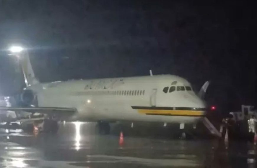 (VENEZUELA) 9 HERIDOS DEJA IMPACTO DE UN RAYO EN PLATAFORMA DEL AEROPUERTO ARTURO MICHELENA
