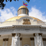 (VENEZUELA) AN DEJARÁ DE SESIONAR EN EL PALACIO FEDERAL LEGISLATIVO POR DAÑOS EN LA CÚPULA LUEGO DE LOS TERREMOTOS