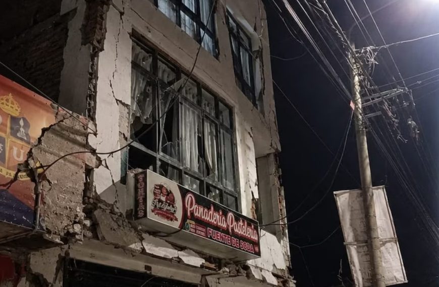 (PERÚ) 5 FALLECIDOS Y UNA VEINTENA DE HERIDOS DEJA SISMO DE MAGNITUD 5,1 EN EL CENTRO DEL PAÍS