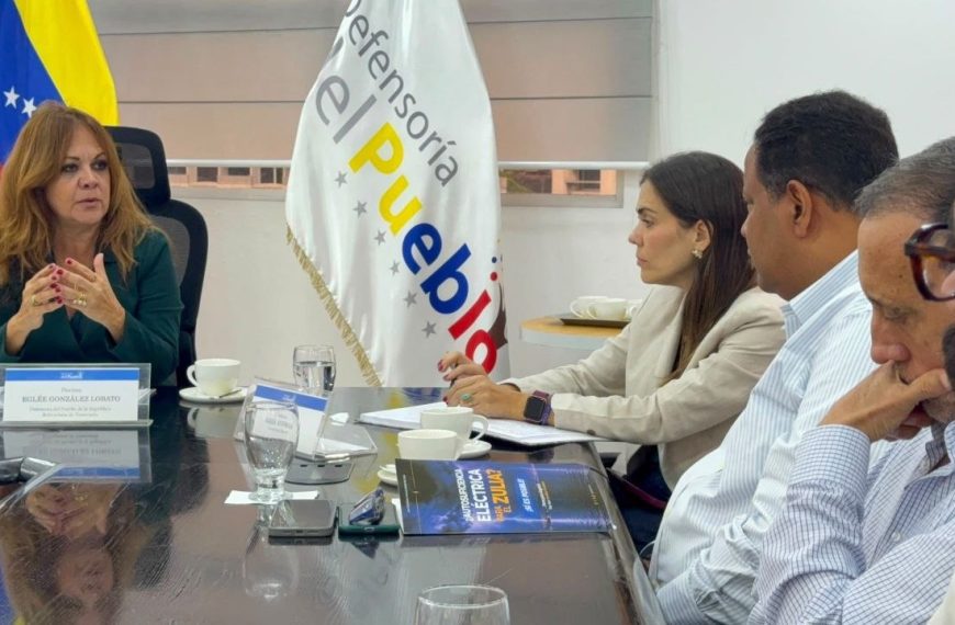 (VENEZUELA) DEFENSORA DEL PUEBLO ATIENDE SOLICITUDES DE DIRIGENTES POLÍTICOS DEL ESTADO ZULIA ANTE FALLAS ELÉCTRICAS