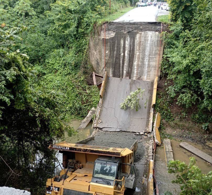 ‎(VENEZUELA) REPORTAN COLAPSO DEL PUENTE QUE CONECTA A ARAGUA CON GUÁRICO