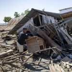 (INDONESIA) AUMENTA A 100 LOS FALLECIDOS TRAS EL TERRREMOTO DE 7,7 EN LA ISLA DE FLORES