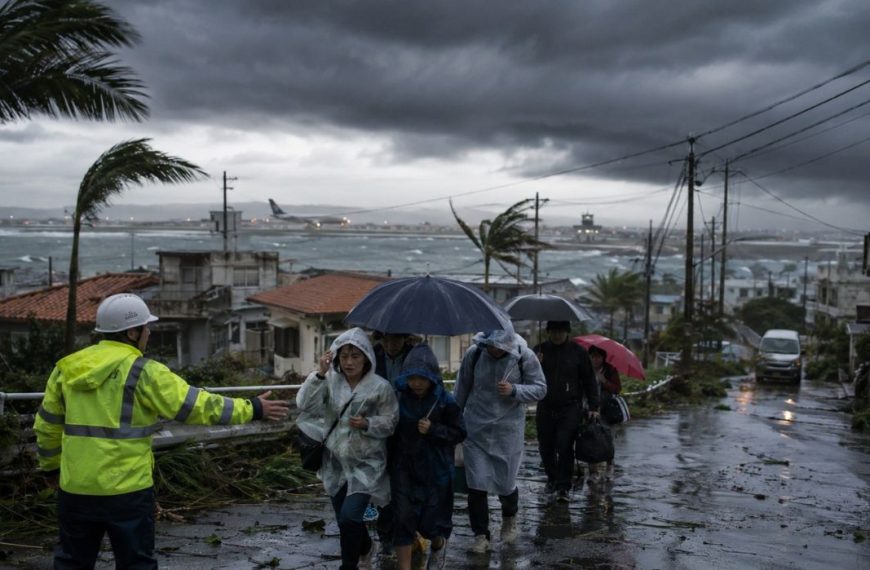 (FILIPINAS) AUTORIDADES ACTIVAN ALERTA POR INUNDACIONES Y DESLIZAMIENTOS