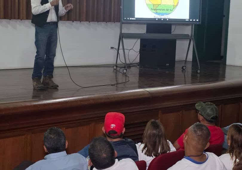 (VENEZUELA) PALAVECINENCES SE UNEN EN LA HACIENDA LA ESTANCIA PARA SALVAR TEREPAIMA Y EL VALLE DEL TURBIO