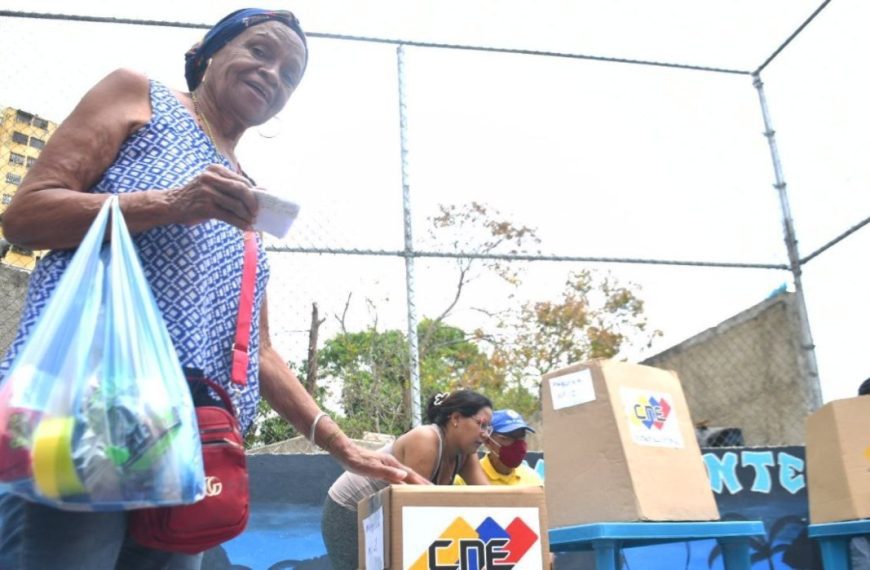 (VENEZUELA) PLAN DE RENOVACIÓN DE VOCERÍAS DE LOS CONSEJOS COMUNALES INICIA EL 15 DE AGOSTO
