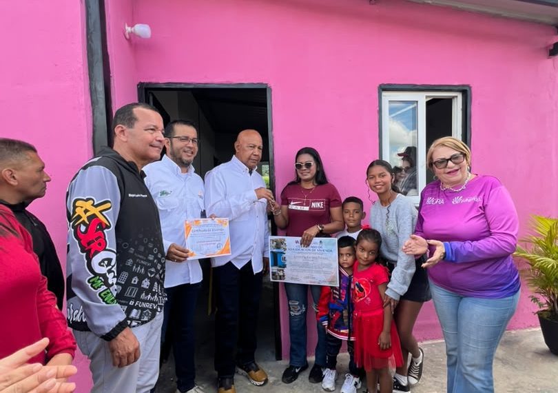 (VENEZUELA) GOBIERNO DE LARA DIGNIFICA A FAMILIAS DE CRESPO CON LA ENTREGA DE VIVIENDAS EQUIPADAS
