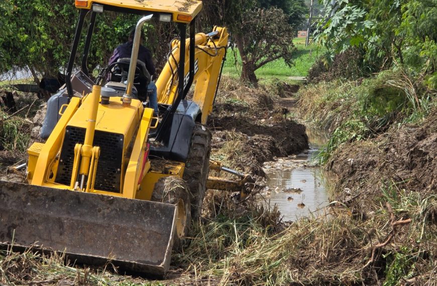 (VENEZUELA) MANTENIMIENTO ESTRATÉGICO EN CAUCES REDUCE DRÁSTICAMENTE EL RIESGO DE ANEGACIONES EN PALAVECINO