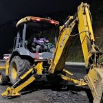 (VENEZUELA) DESPLIEGAN MAQUINARIA PESADA PARA ATENDER AFECTACIONES POR LLUVIAS