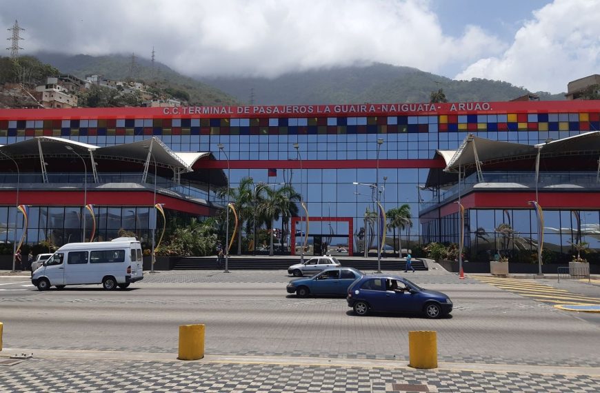 (VENEZUELA) EN 70% AVANZAN LOS TRABAJOS DE RECUPERACIÓN DEL TERMINAL DE LA GUAIRA
