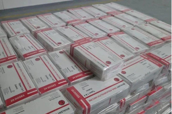 (VENEZUELA) LLEGA AL PAÍS LOTE DE MÁS DE 390 MIL VACUNAS CONTRA…