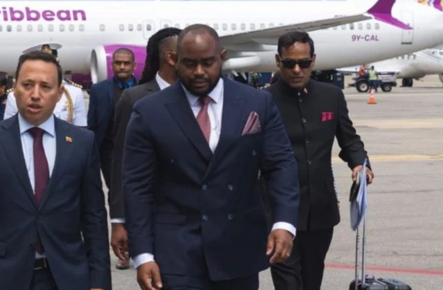(VENEZUELA) LLEGA AL PAÍS CANCILLER DE TRINIDAD Y TOBAGO PARA SOSTENER ENCUENTRO CON AUTORIDADES NACIONALES