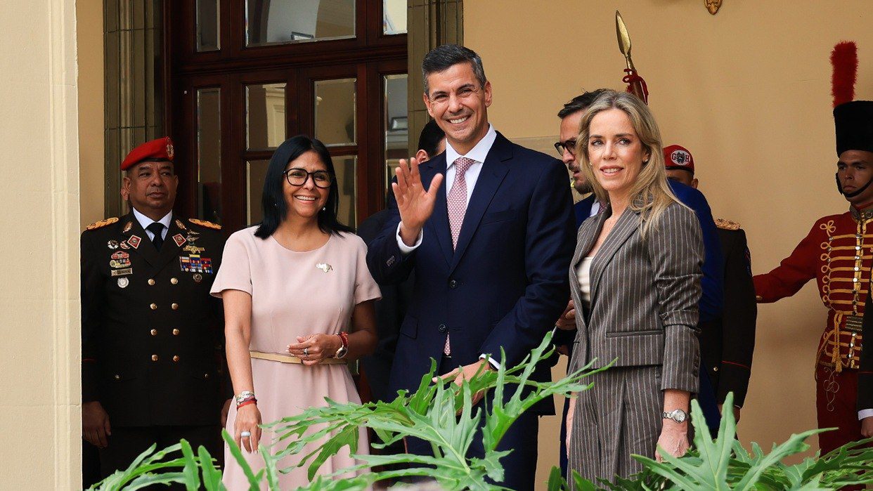 (VENEZUELA) PRESIDENTE DE PARAGUAY ES RECIBIDO EN MIRAFLORES PARA REUNIÓN DE TRABAJO