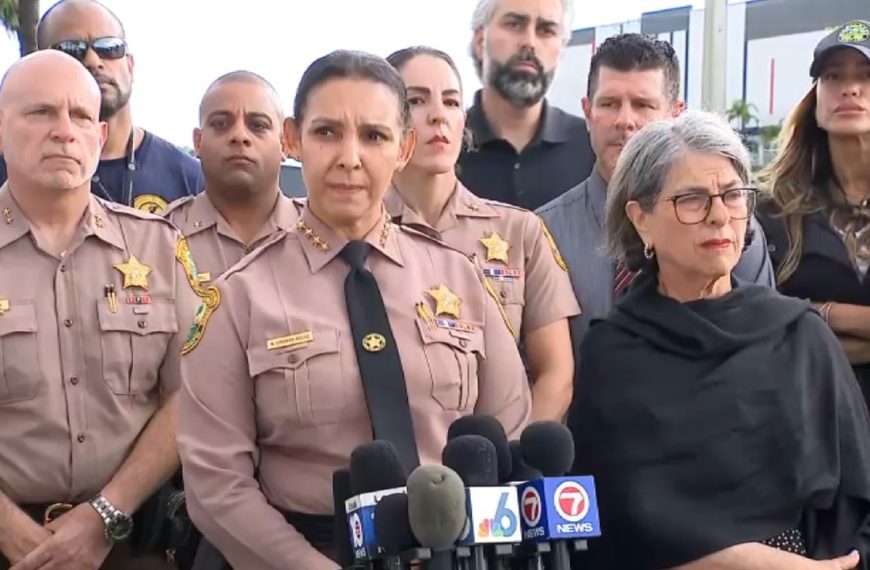(EEUU) 5 FALLECIDOS DEJA ACCIDENTE DE AVIÓN DE CARGA DE LA EMPRESA AMAZON EN MIAMI-DADE