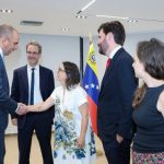 (VENEZUELA) REPRESENTANTES DE HUMAN RIGHTS WACTH SE REÚNEN CON EL FISCAL GENERAL LARRY DEVOE