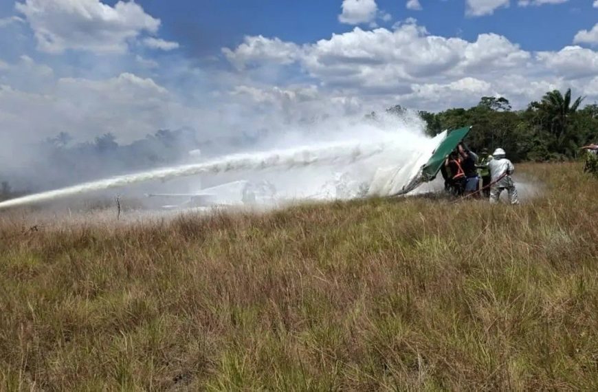 (VENEZUELA) AERONAVE SE PRECIPITÓ A TIERRA EN EL ESTADO BOLÍVAR
