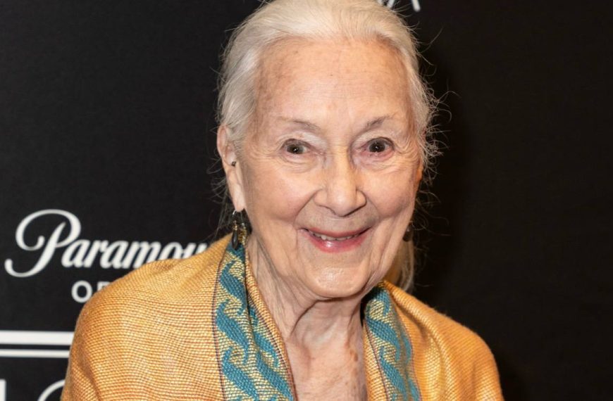 (MUNDO) LA INOLVIDABLE ACTRIZ ROSEMARY HARRIS CELEBRA 99 AÑOS DE VIDA