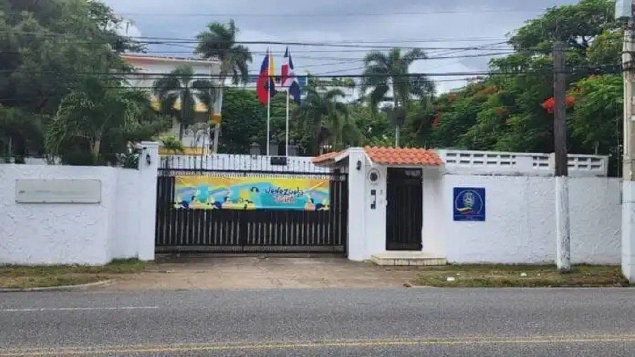 (MUNDO) EL 1 DE OCTUBRE REABRIRÁ SUS PUERTAS EN VENEZUELA EL CONSULADO…
