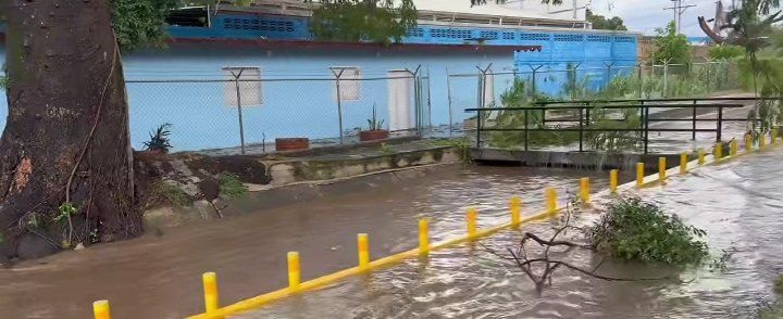 (VENEZUELA) ALCALDE DEL MUNICIPIO SUCRE DEL ESTADO ARAGUA DECRETA EMERGENCIA TRAS INTENSAS…